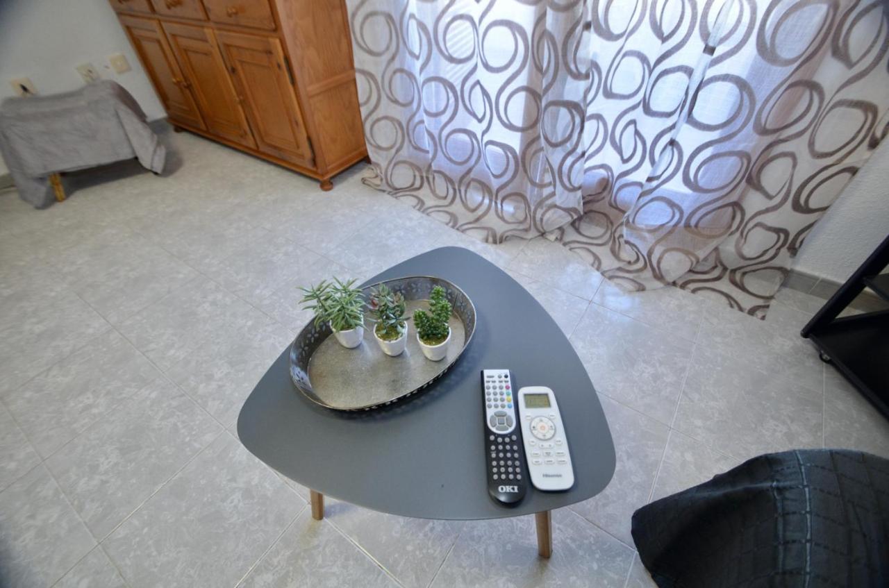 01 Calm Down And Relax Apartment Торевиеха Екстериор снимка