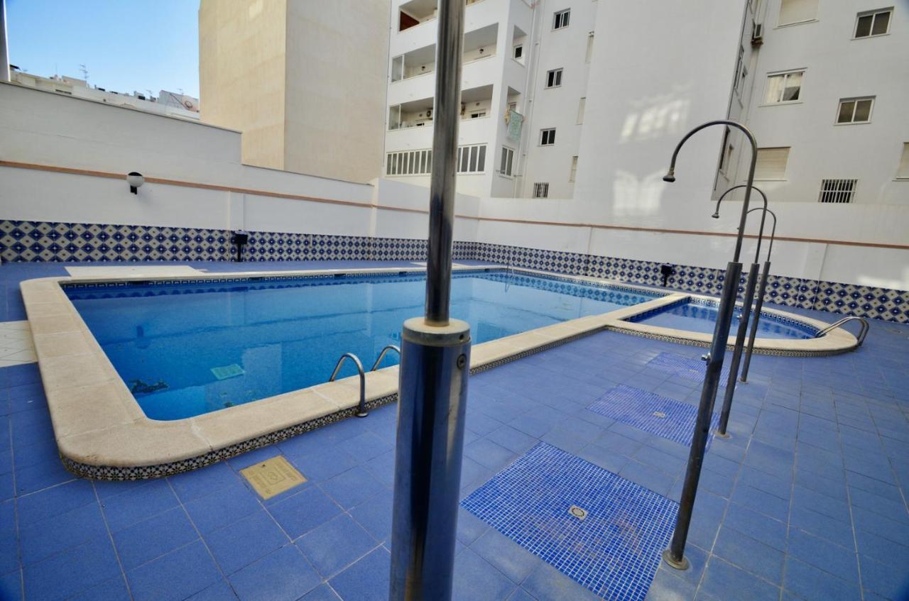 01 Calm Down And Relax Apartment Торевиеха Екстериор снимка